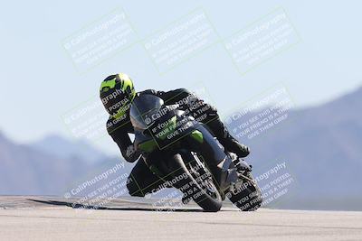 media/Oct-13-2025-Moto Forza (Mon) [[a66d839500]]/3-B Group/Session 4 (Turn 9)/